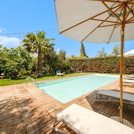 Helloapulia - Dimora Lamioni With Private Pool - Pet Friendly Villa